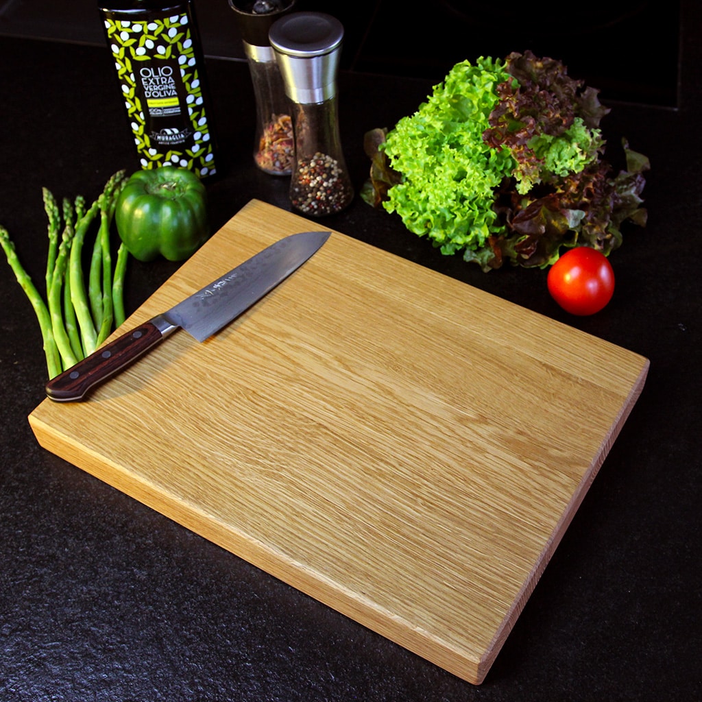 Solid Oak Cutting Board detail view