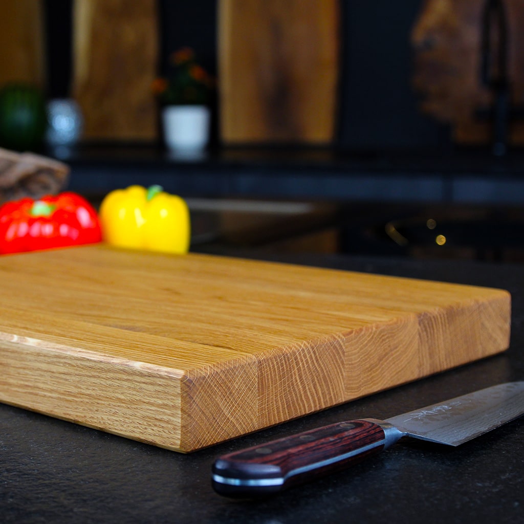 Solid Oak Cutting Board detail view