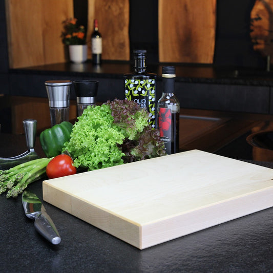 Solid Maple Cutting Board handcrafted in Germany