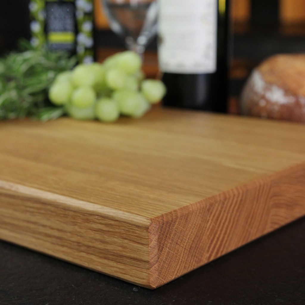 Solid Oak Cutting Board detail view